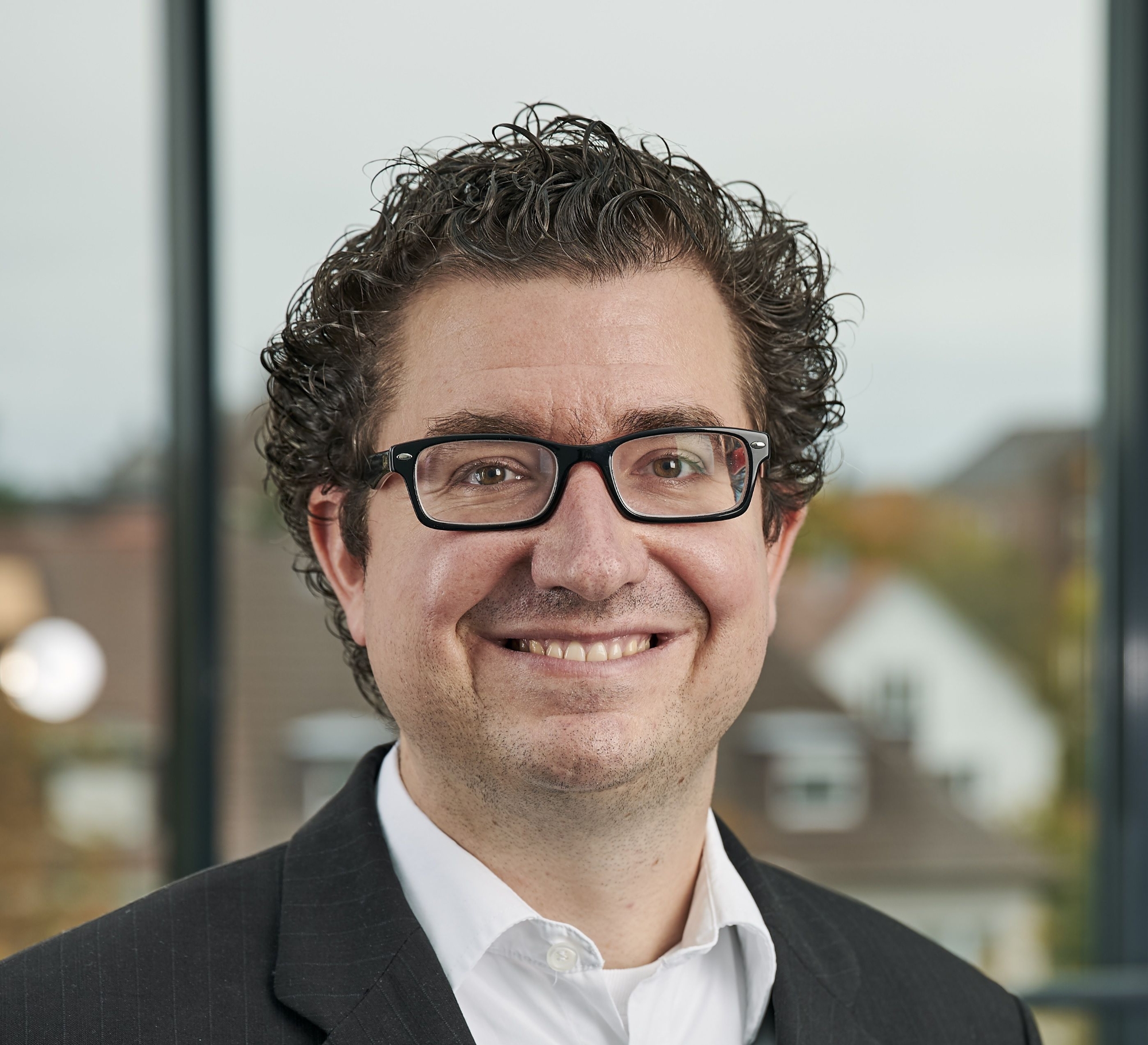 This picture shows Prof. Dr. Philipp Schuster