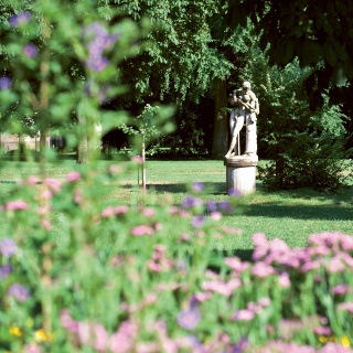 Image of a statue in the city garden