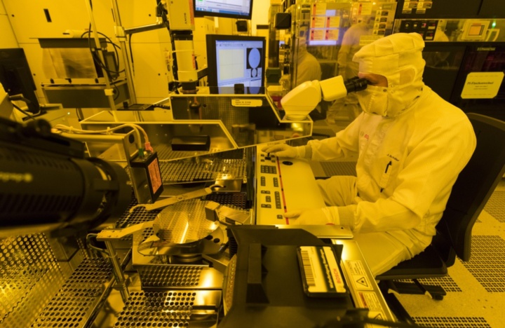 Semiconductor production at Bosch.