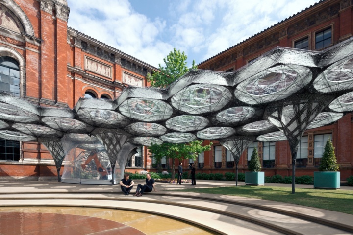 The University of Stuttgart’s Elytra Filament Pavilion on display as part of the art and design collection drew crowds at the Victoria & Albert Museums in London in 2016.