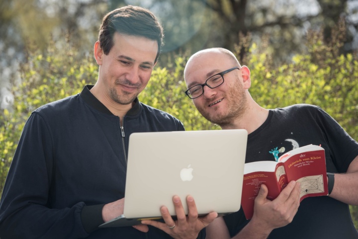 Literary theorist meets computational linguist: Marcus Willand (left) and Nils Reiter. They both work on the quick analysis of a vast number of texts with the help of digital tools at the project QuaDramA.