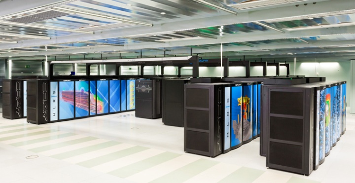 Supercomputer Hazel Hen am Höchstleistungsrechenzentrum der Universität Stuttgart.