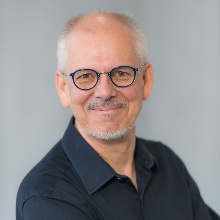 This picture shows Prof. Frank Allgöwer