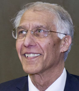 Dieses Bild zeigt Hon.-Prof. Schew-Ram Mehra