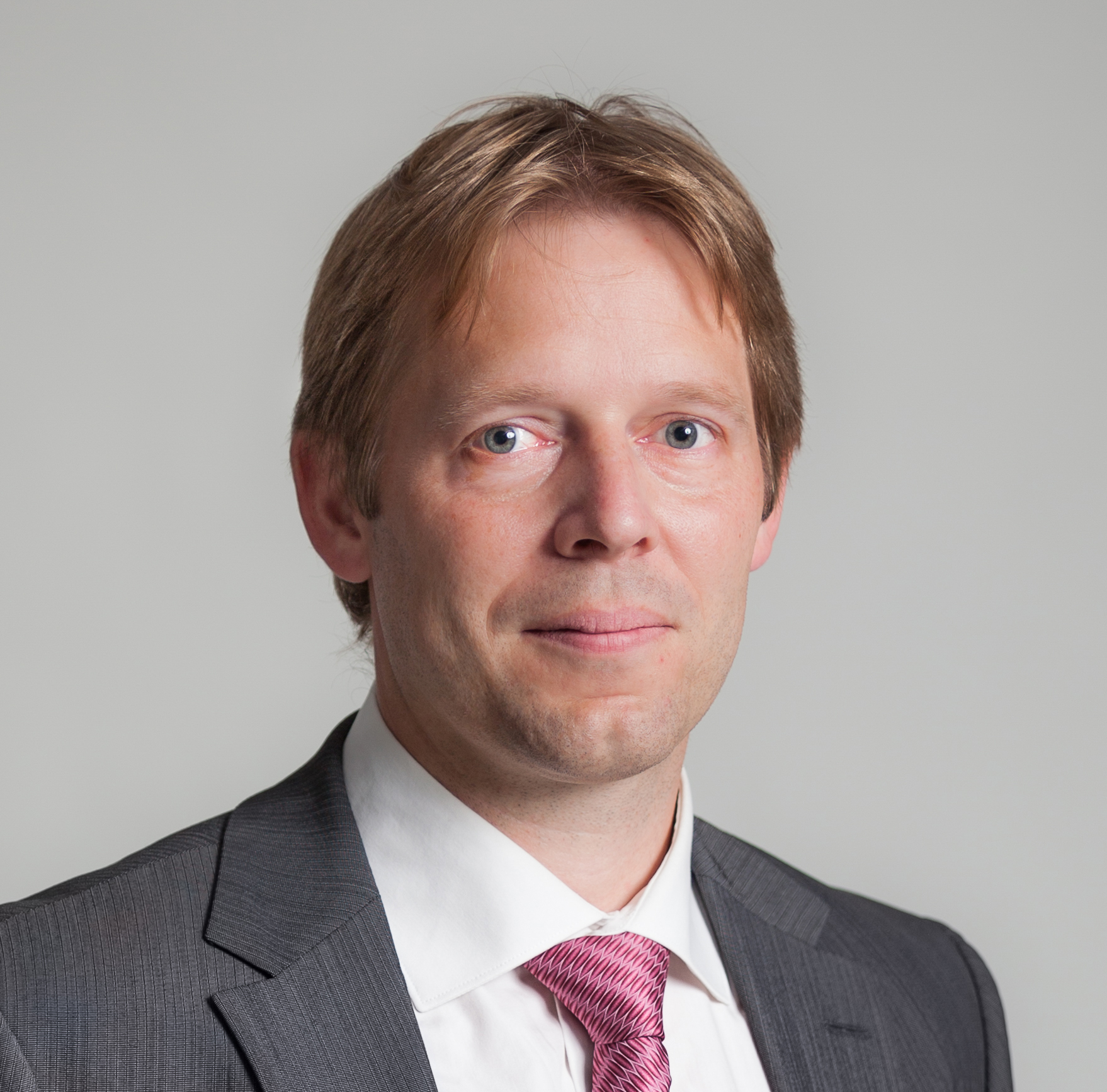 This picture shows Prof. Alexander Sauer