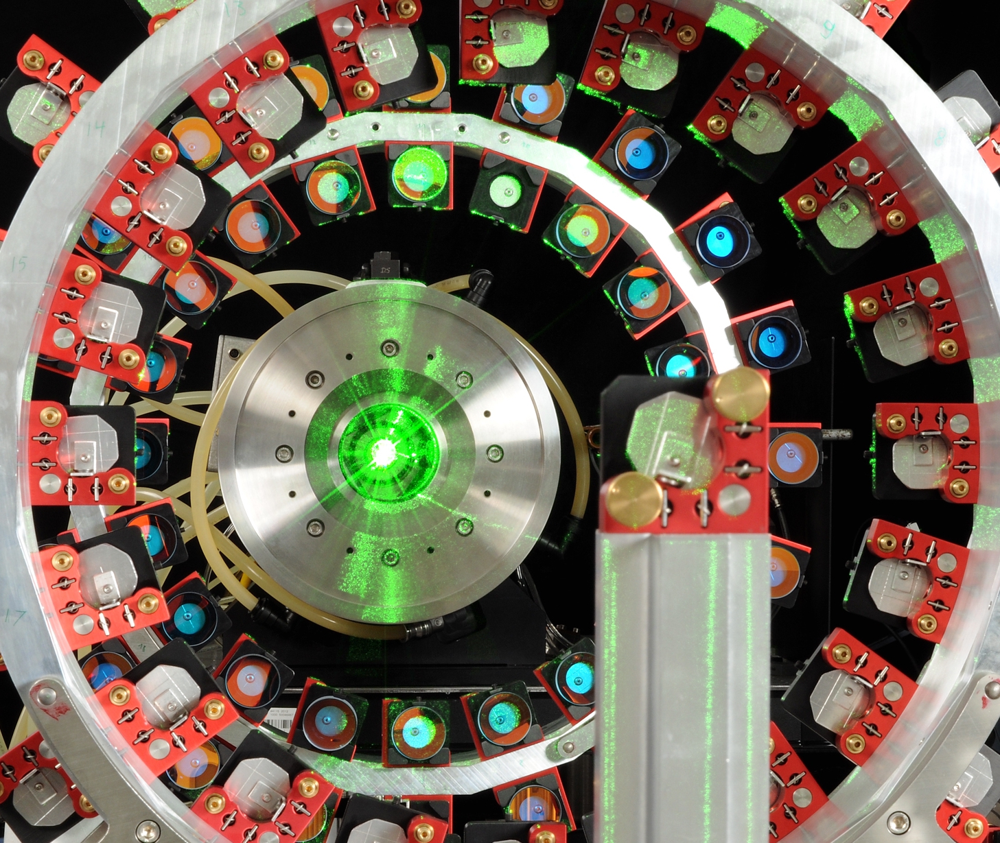 Laser Multipass Verstärker