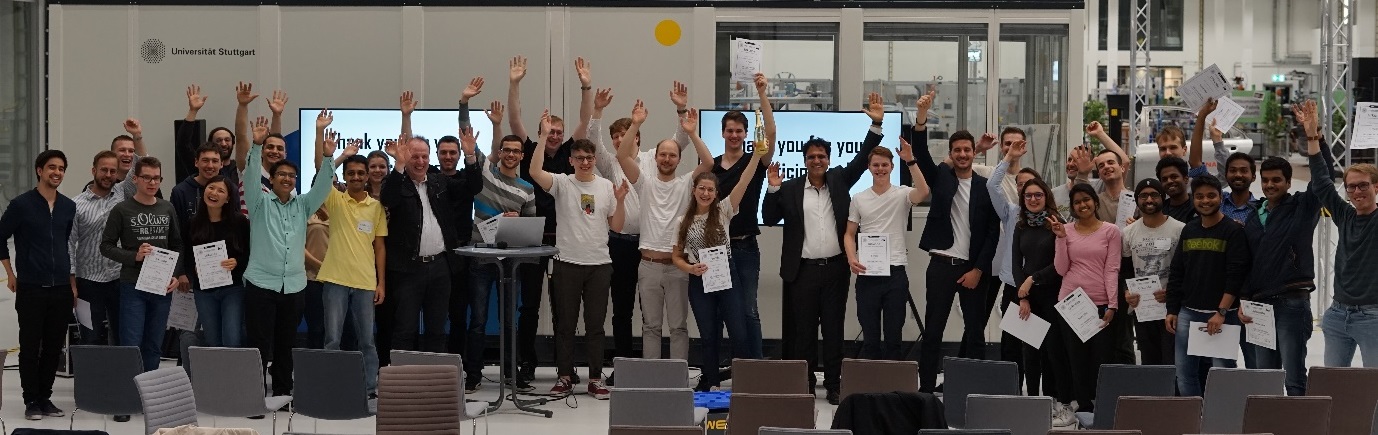 Gruppenbild-Teilnehmende des IVS Hackathon