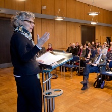 Dr. Simone Rehm, CIO of the University of Stuttgart, at the network meeting.