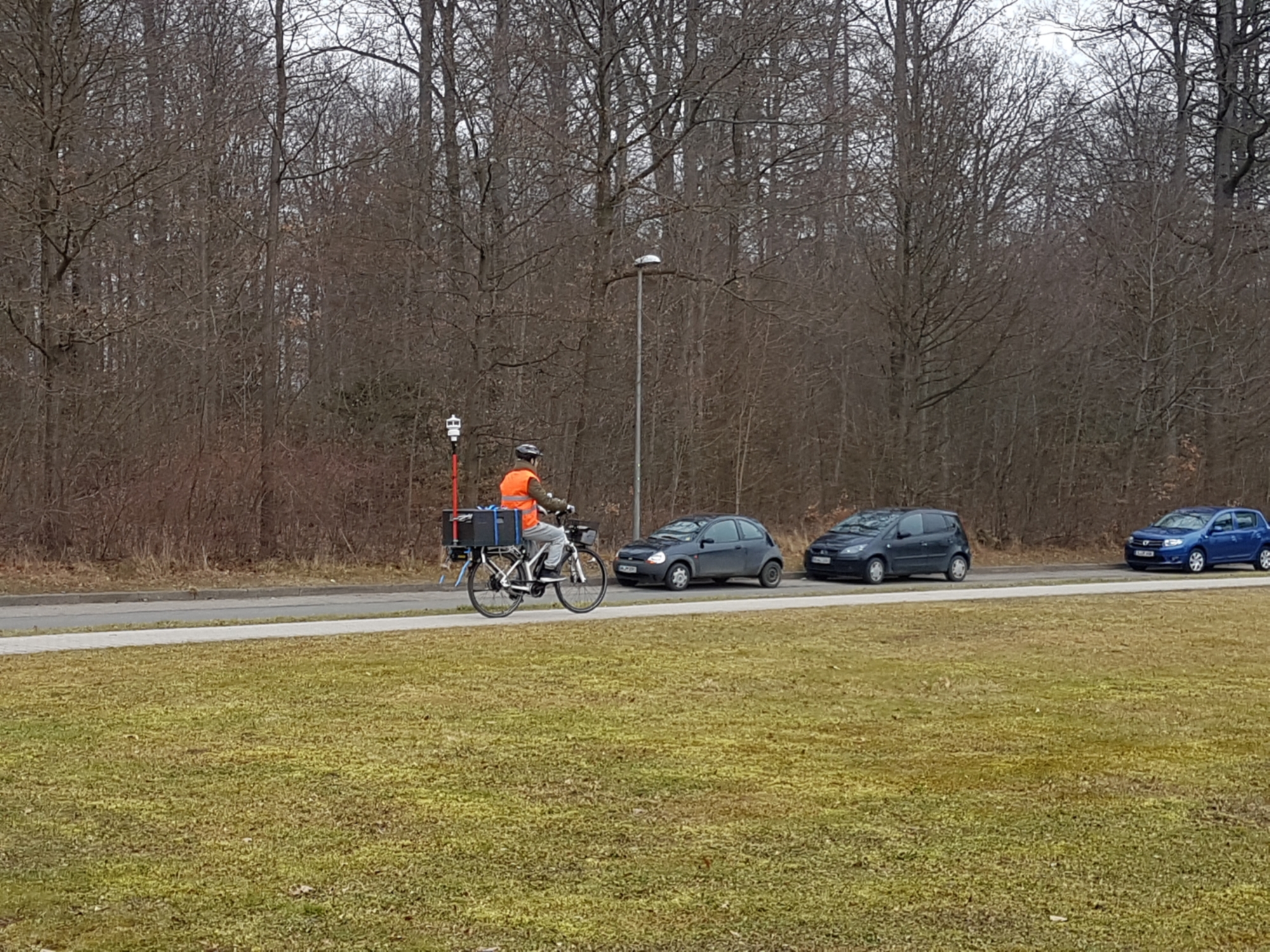 Ein mit Messgeräten bestücktes E-Bike der Universität Stuttgart ist in diesen Tagen in Stuttgart unterwegs, um Informationen zur Luftverunreinigung zu gewinnen.
