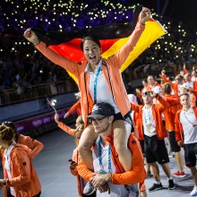 Kim Bui war Fahnenträgerin bei der Universiade.