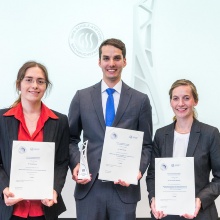 Die Preisträger Dr. Claudia Koch, Dr. Tobias Steinle und Dr. Ann-Christin Baranski