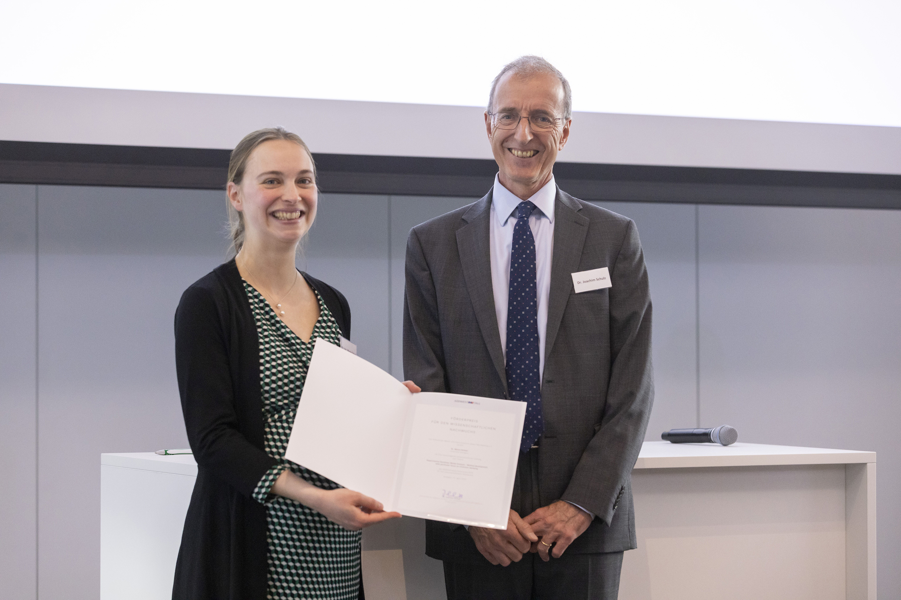 Dr. Maren Scheel, Dr. Joachim Schulz, Chairman of Südwestmetall