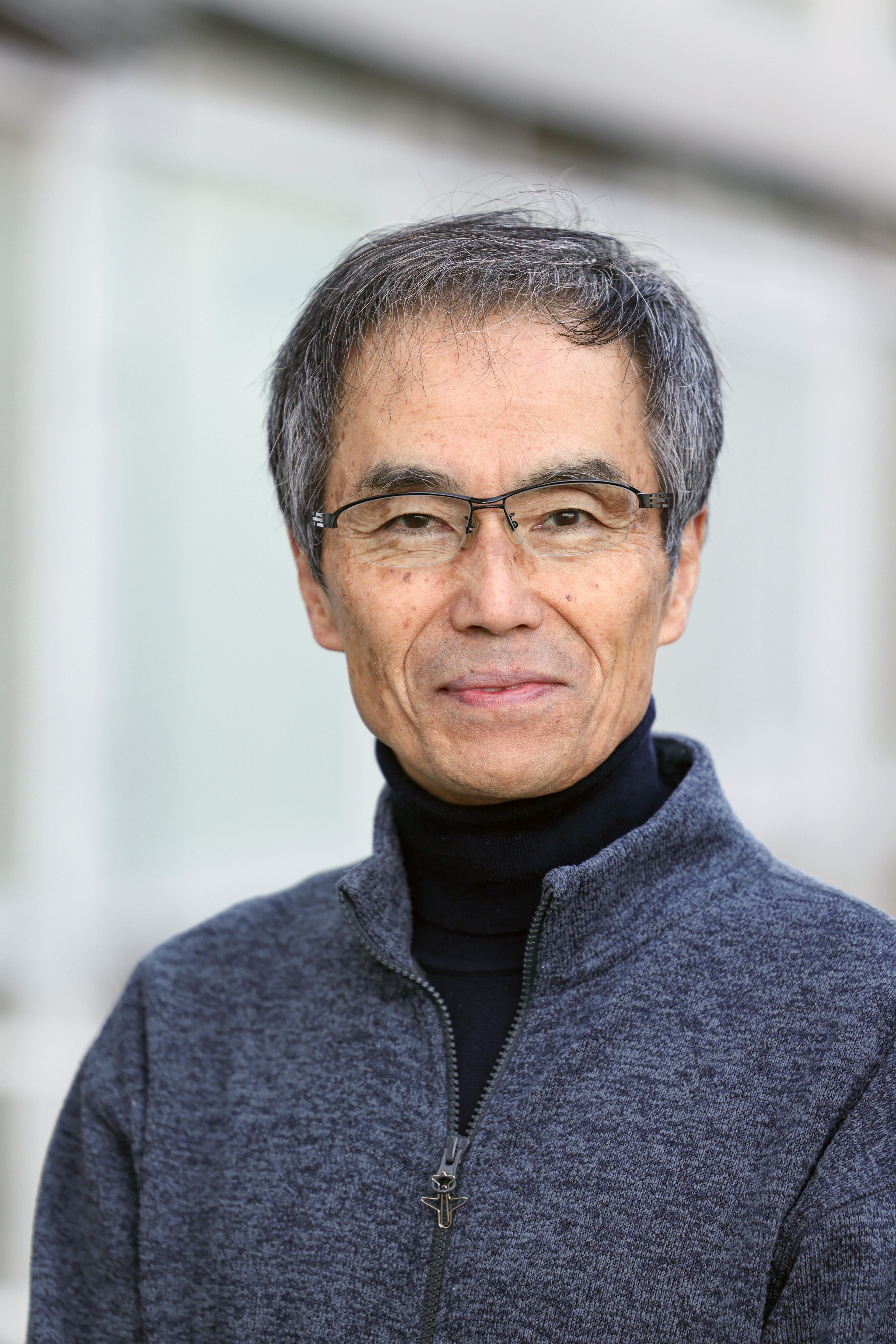 Porträtbild von Professor Kazushi Kanoda