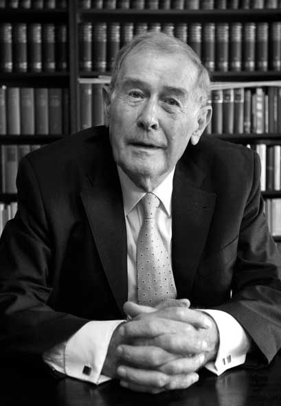 Prof. Dr. em. Eberhard Jäckel ist im Alter von 88 Jahren gestorben.