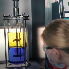 Bioreaktor am IBVT der Universität Stuttgart mit Mischungsphasen.