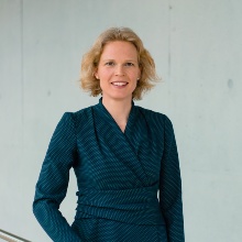 Prof. Katharina Hölzle