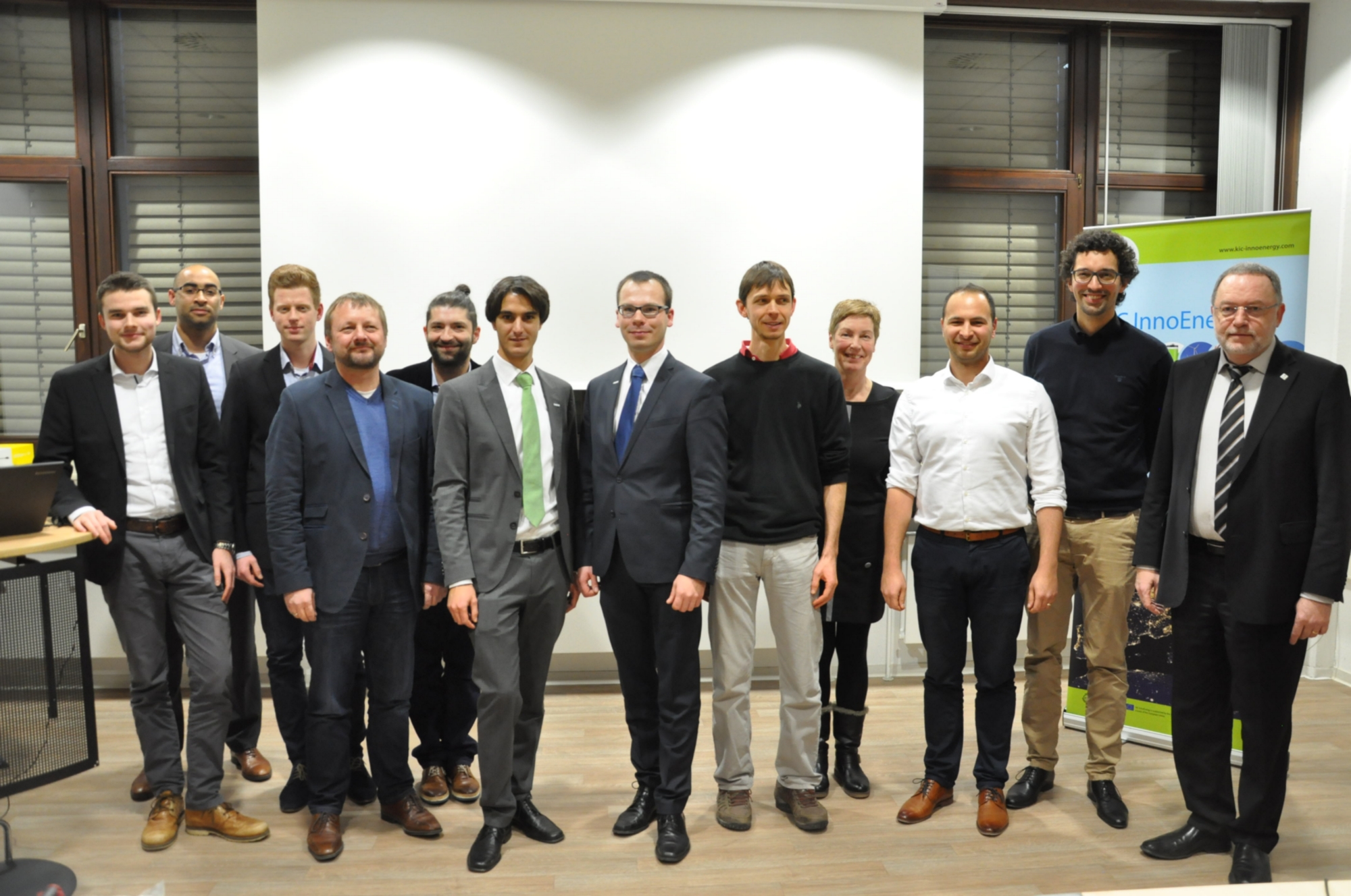 Prof. Bertsche and the finalists of competition "Using ‘Energized Ideas’ to Find Alternative Energy Solutions"
