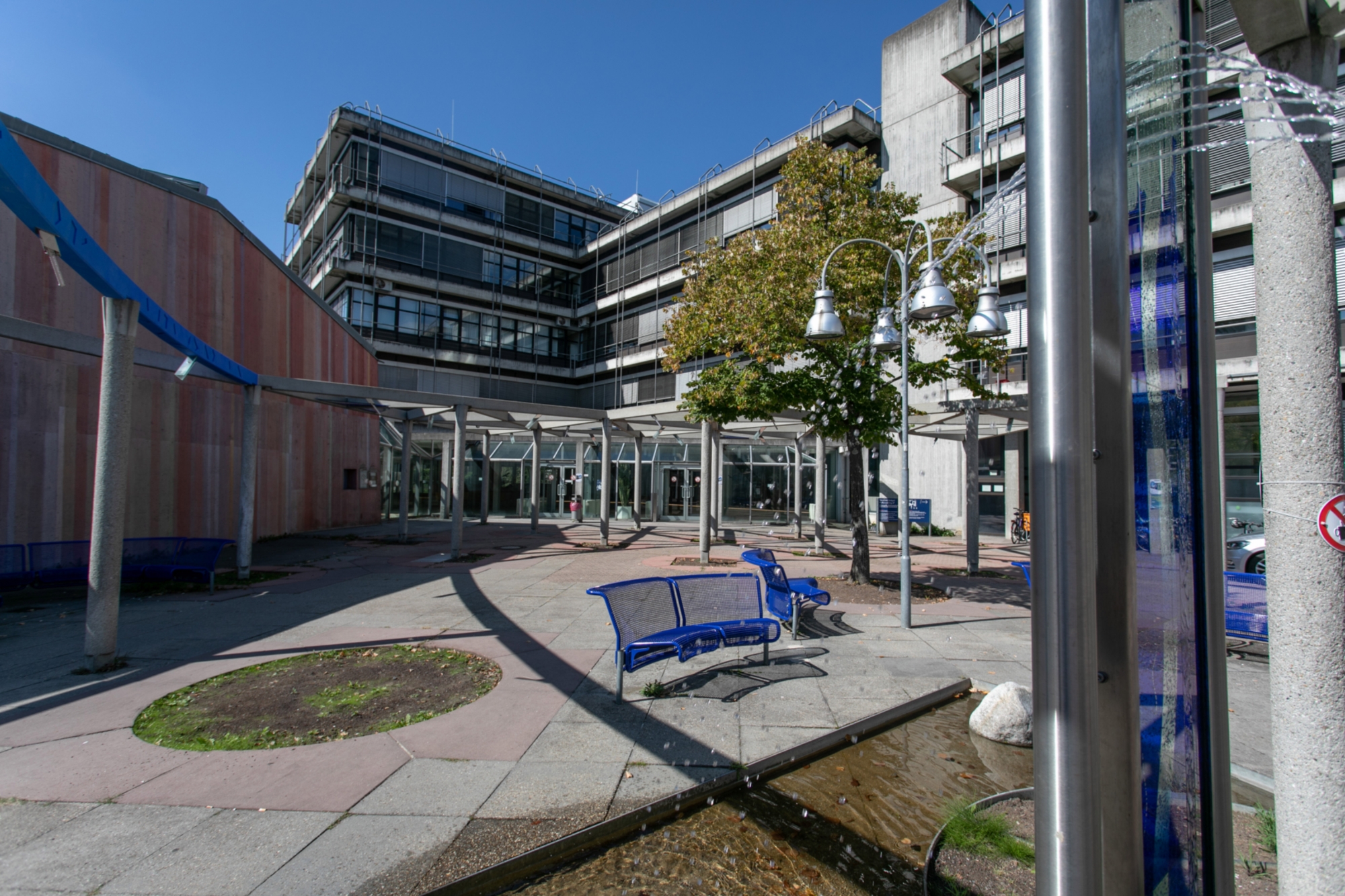 Dieses Bild zeigt: ETI I/Hörsaalzentrum
